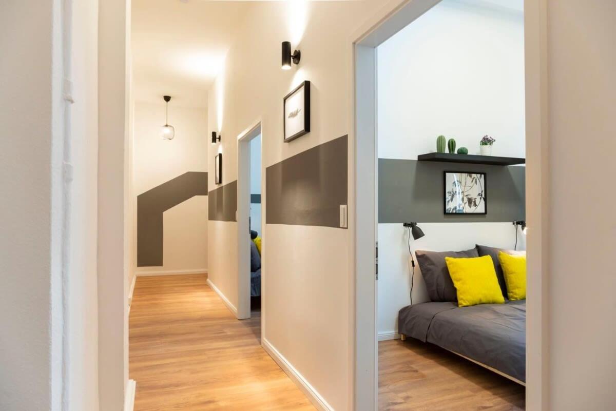 Modern 2 Bedroom Apartment In Berlin Schoeneberg Exterior foto